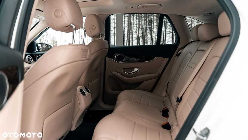 Mercedes-Benz GLC - 18