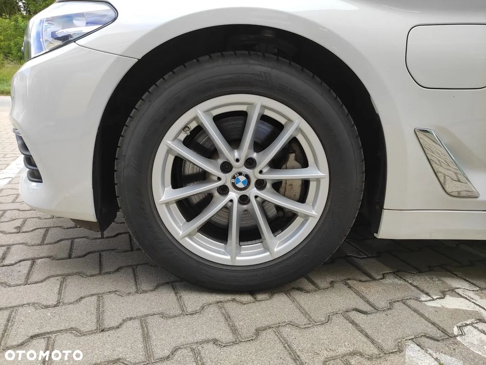 BMW Seria 5 - 16
