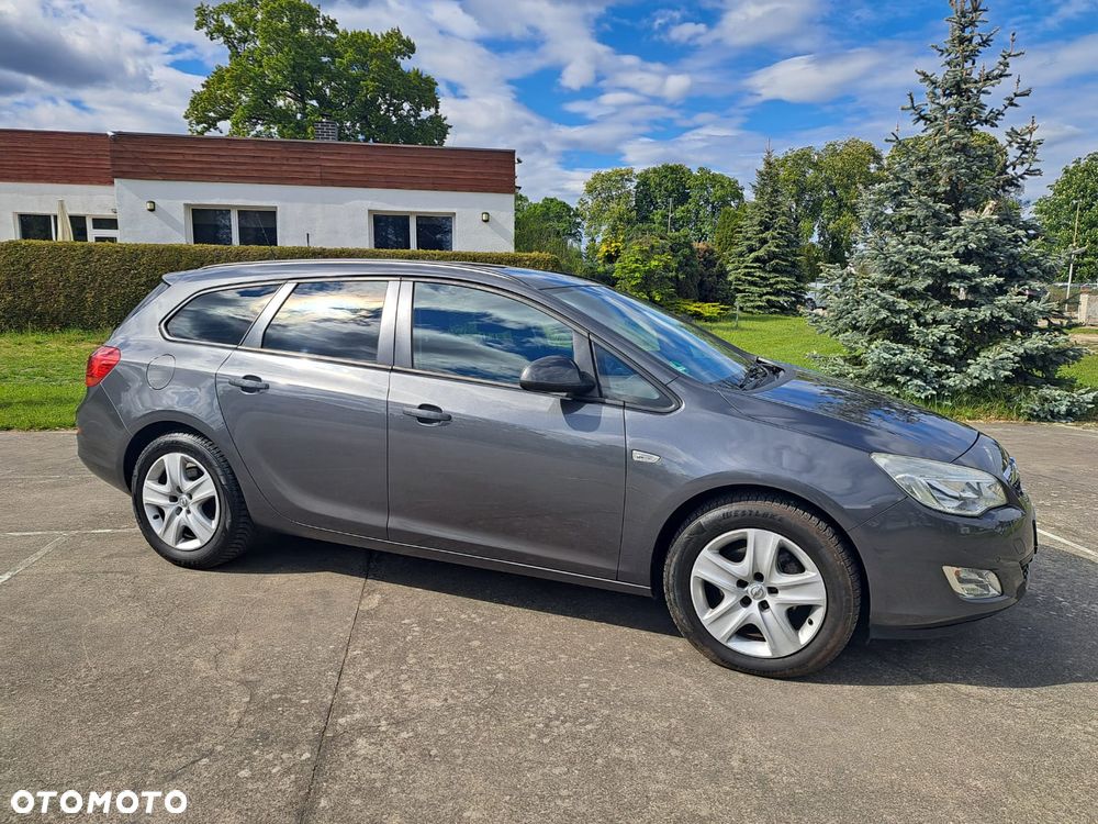 Opel Astra 2.0 CDTI DPF Automatik - 4