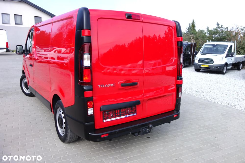 Renault Trafic 2.0 DCI  120 KM L1H1 Klima Kamera Webasto Ledy - 14