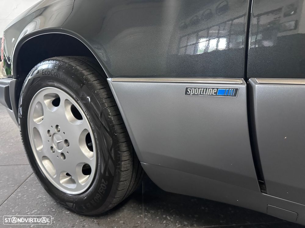 Mercedes-Benz E 250 D Turbo - 21