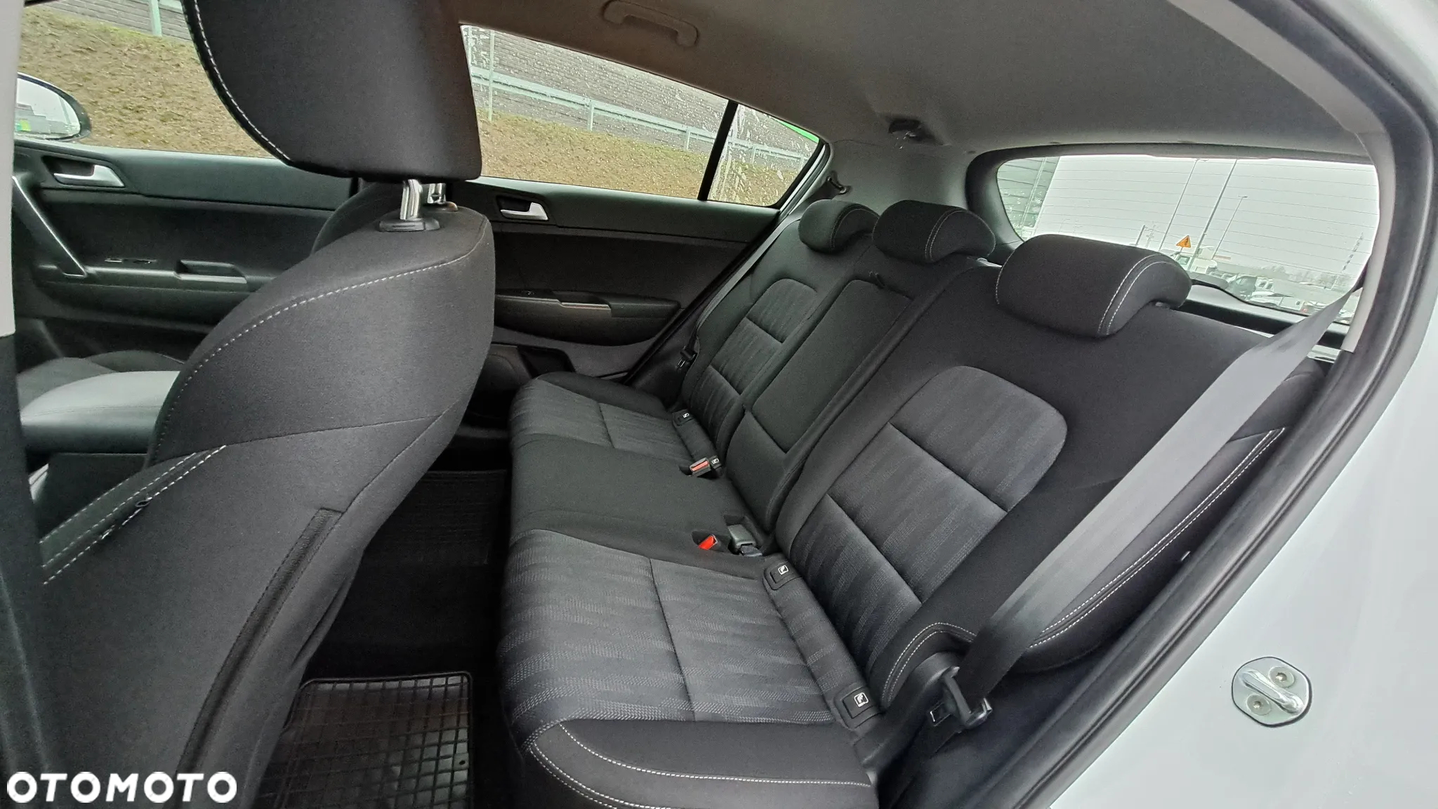Kia Sportage 1.6 T-GDI M 2WD DCT - 32