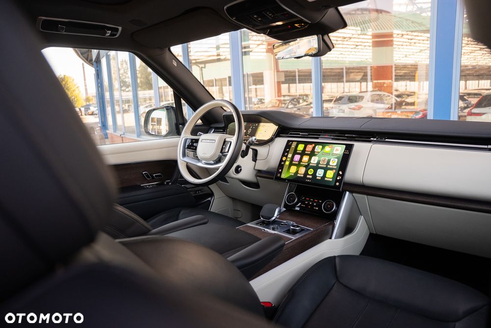 Land Rover Range Rover D300 HSE - 26