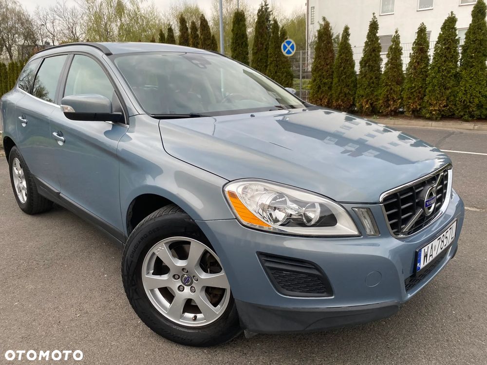 Volvo XC 60 D3 Momentum - 4