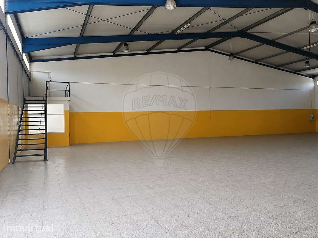 Armazém  para arrendamento - Grande imagem: 2/6