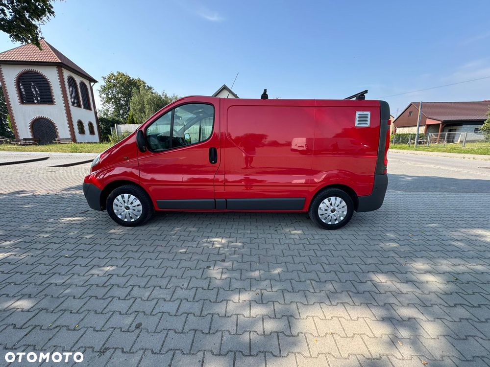 Opel Vivaro - 15