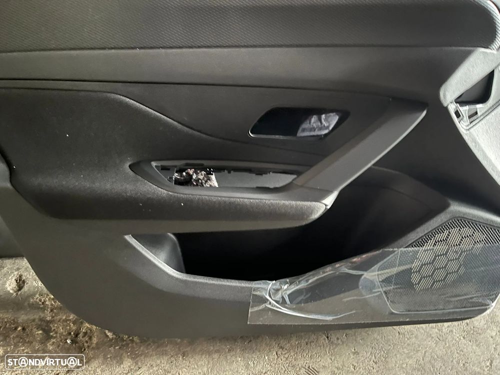 Peugeot 308 III FORRA PORTA / QUARTELA FRENTE ESQUERDA - FP035 - 2