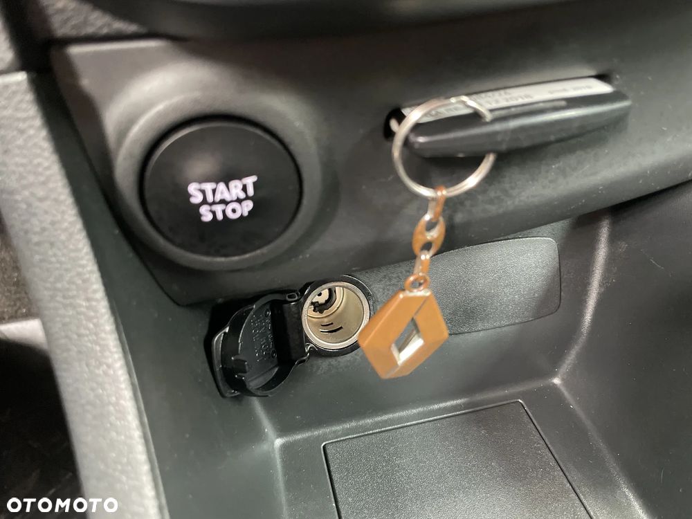 Renault Clio 0.9 TCe Life - 22