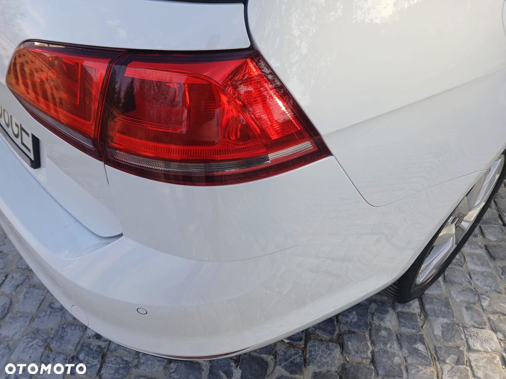 Volkswagen Golf 1.6 TDI BlueMotion Technology Lounge - 15