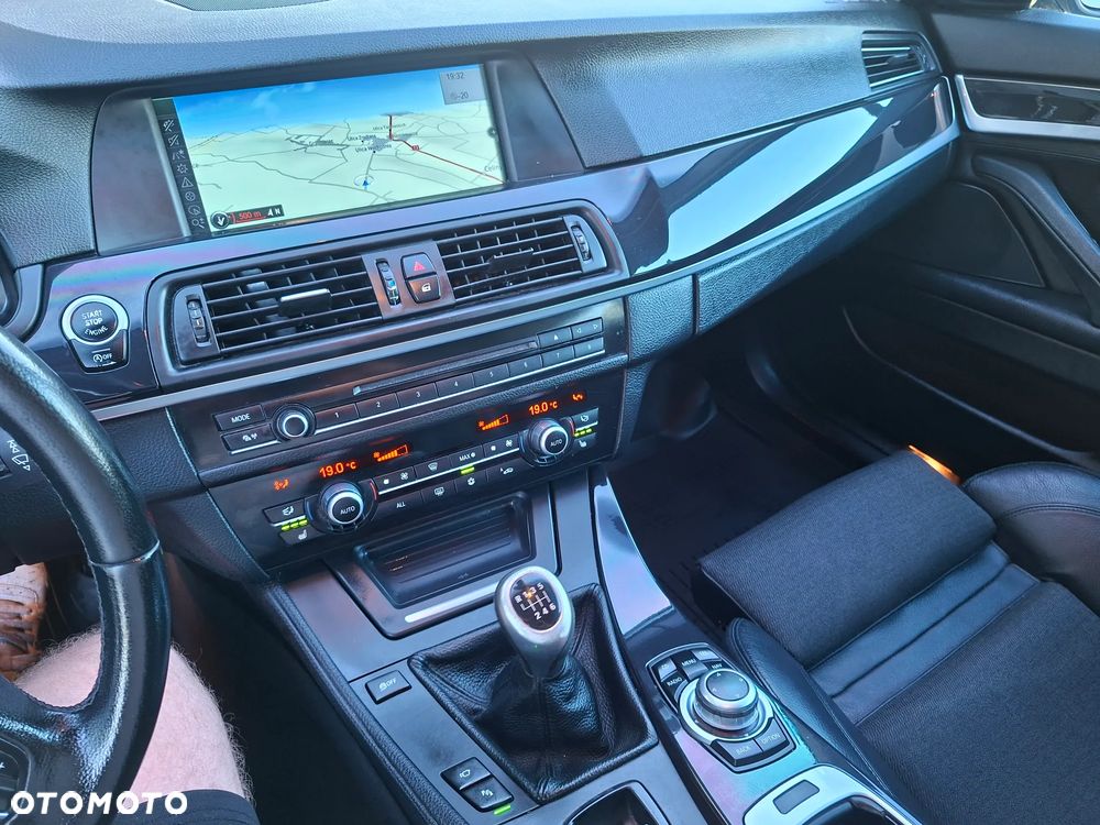 BMW Seria 5 - 12