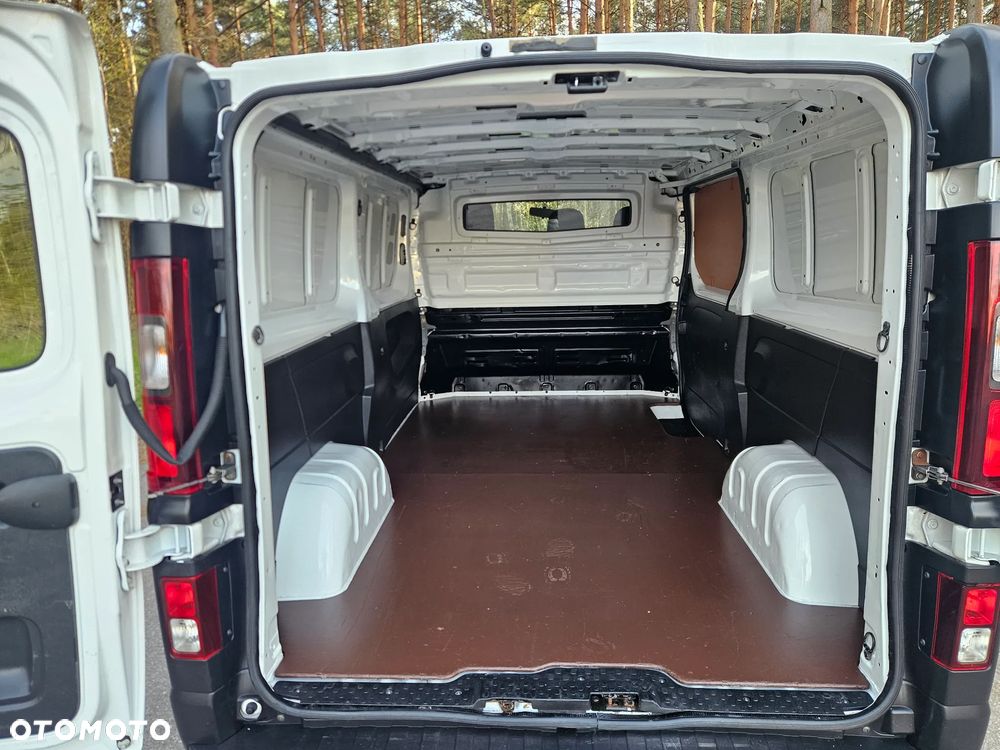 Opel Vivaro - 9