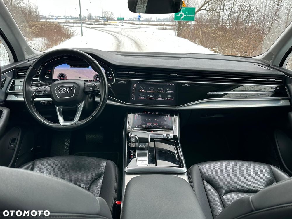 Audi Q7 - 13