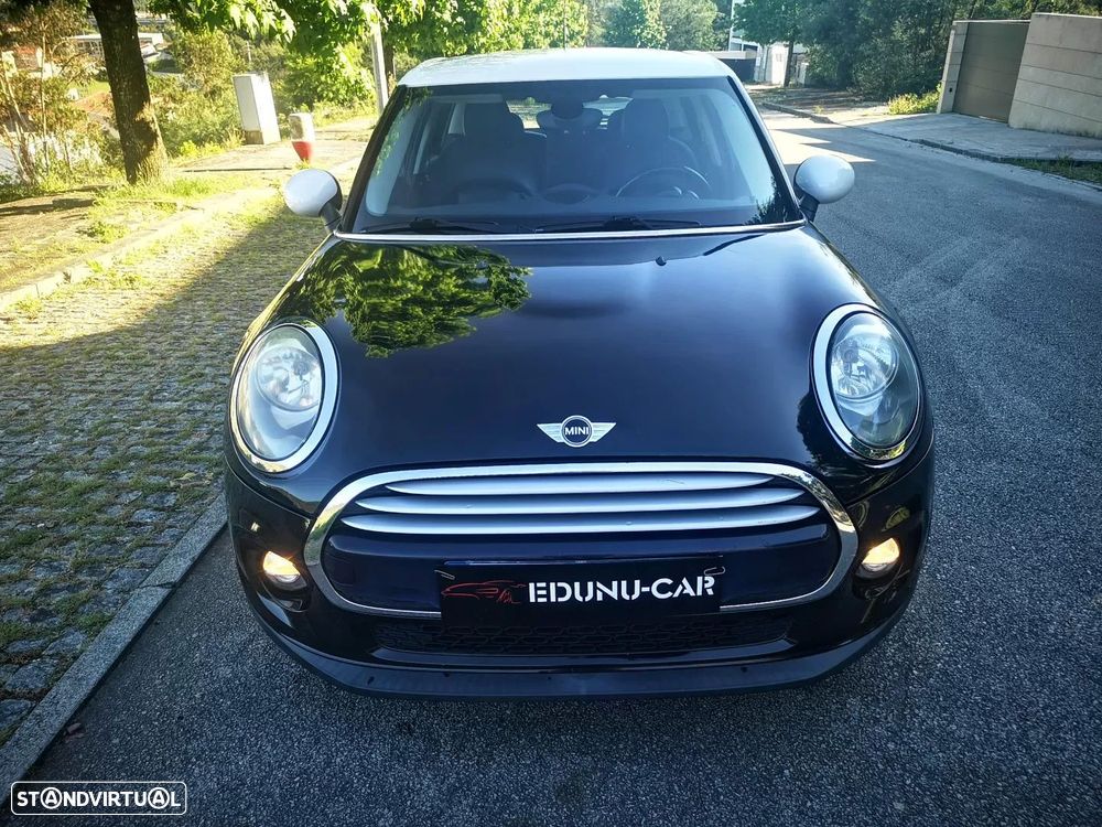 MINI 5 Portas Cooper D Auto - 2