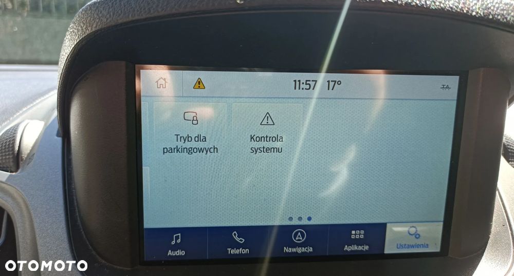 Ford TRANSIT COURIER - 35