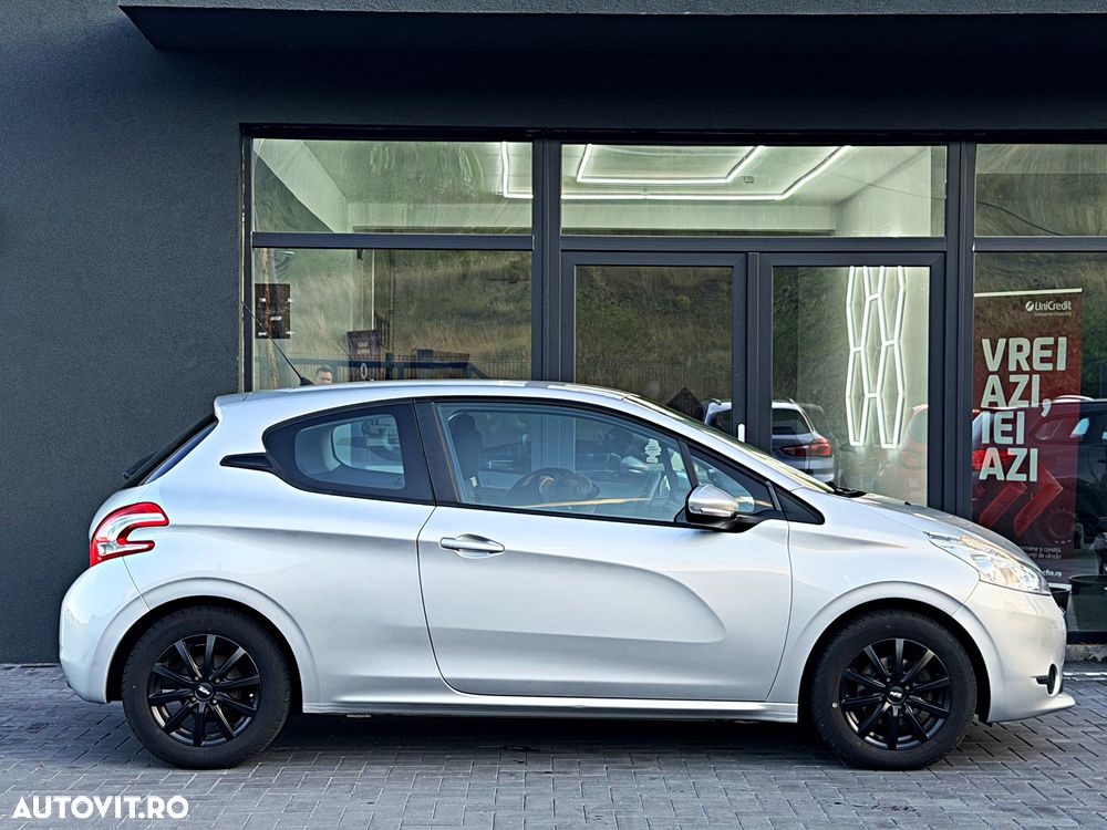 Peugeot 208 PureTech 110 Stop & Start Active - 5