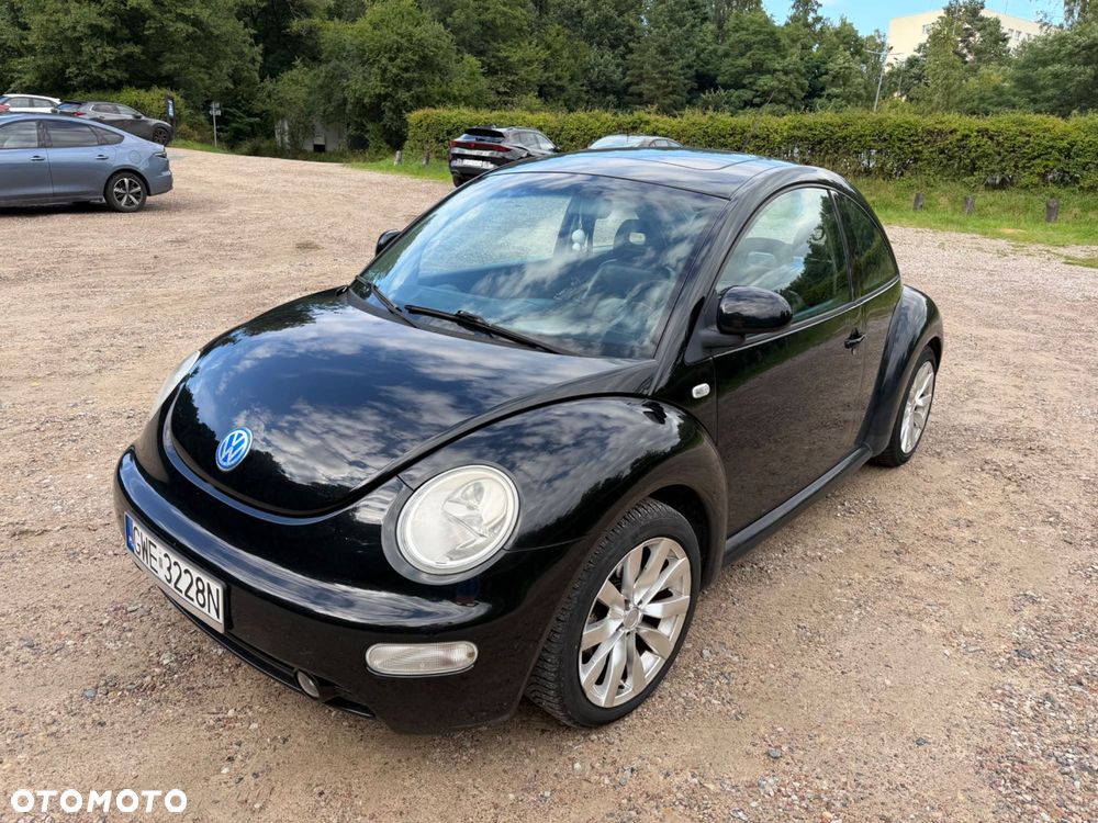 Volkswagen New Beetle - 1