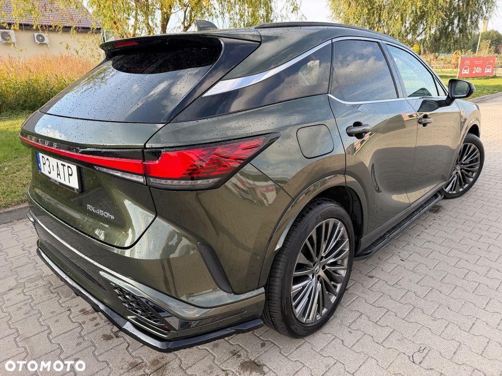 Lexus RX 450h+ Omotenashi - 9