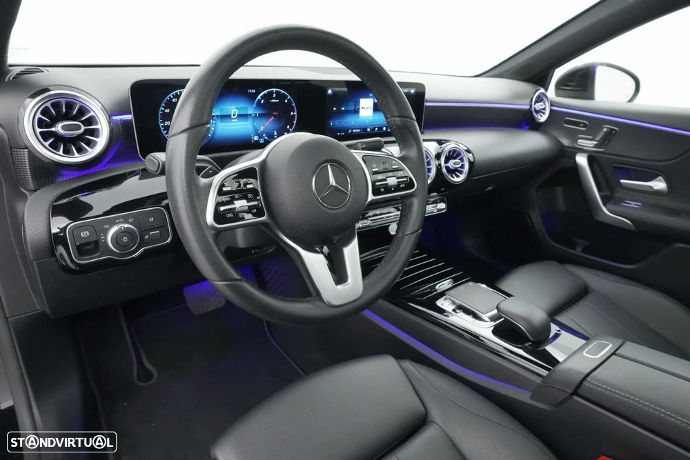 Mercedes-Benz A 180 Limousine d AMG Line Aut. - 31