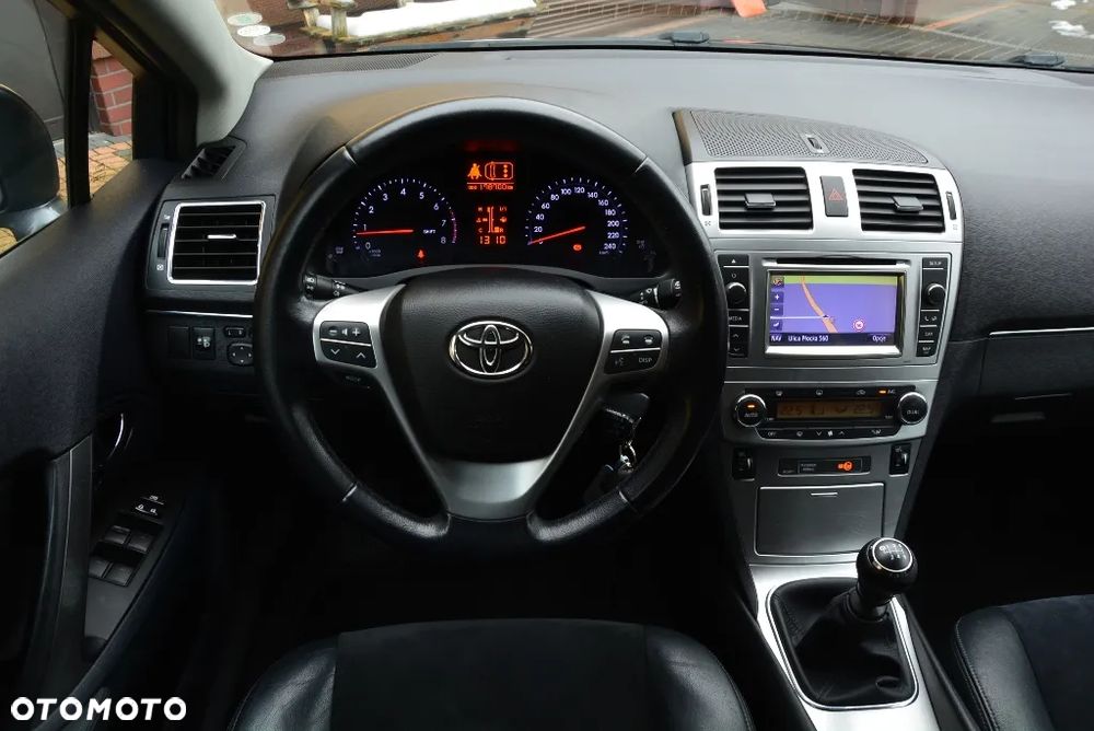 Toyota Avensis Touring Sports 1.8 Business Edition - 8