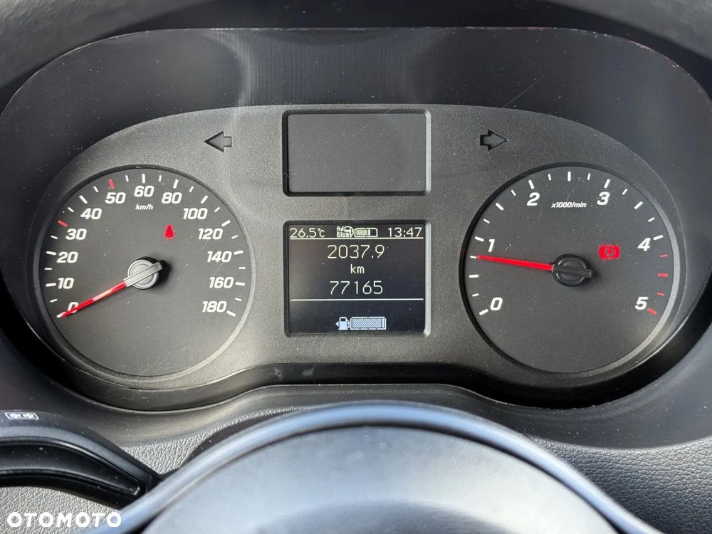 Mercedes-Benz Sprinter - 9