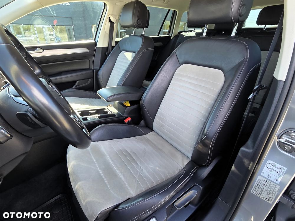 Volkswagen Passat 2.0 TDI BMT Highline DSG7 - 19