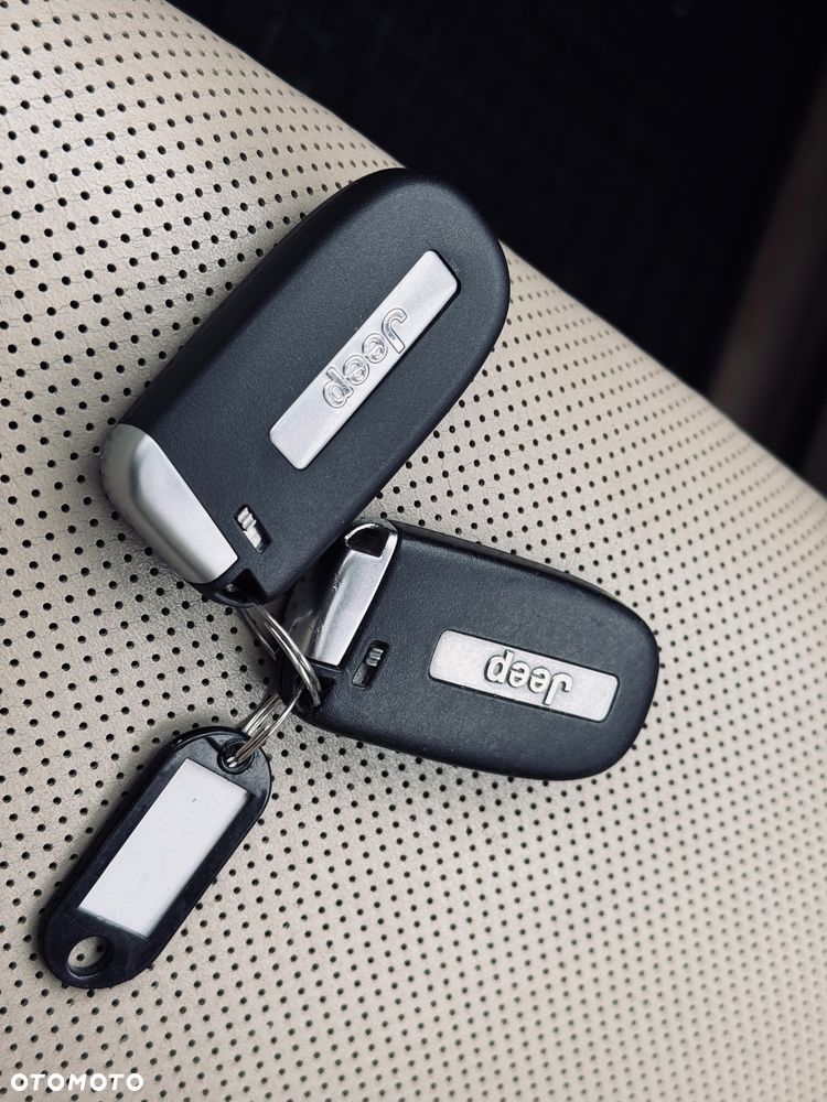 Jeep Grand Cherokee 3.6 V6 Overland - 32