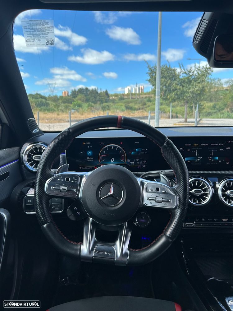 Mercedes-Benz A 35 AMG 4Matic - 11