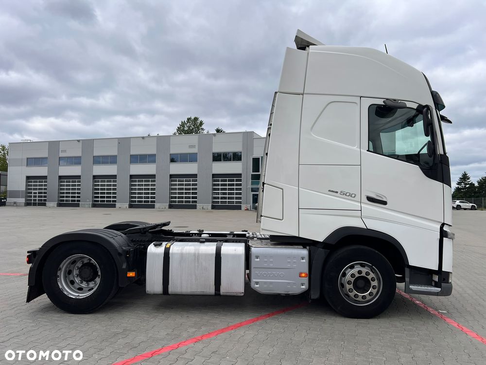 Volvo FH 500 Globe XL - 4