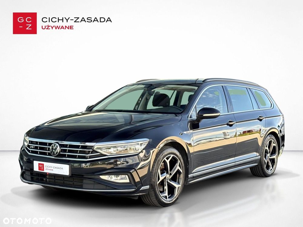 Volkswagen Passat - 1