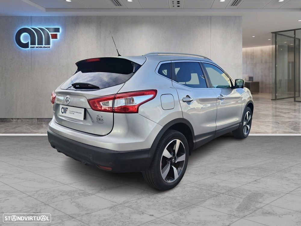 Nissan Qashqai 1.5 dCi N-Connecta 18 - 3