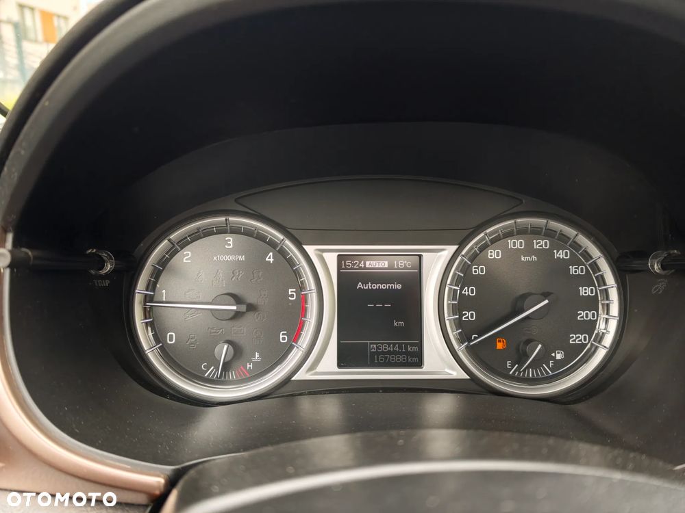 Suzuki Vitara 1.6 DDiS (4x4) Allgrip Comfort+ - 28