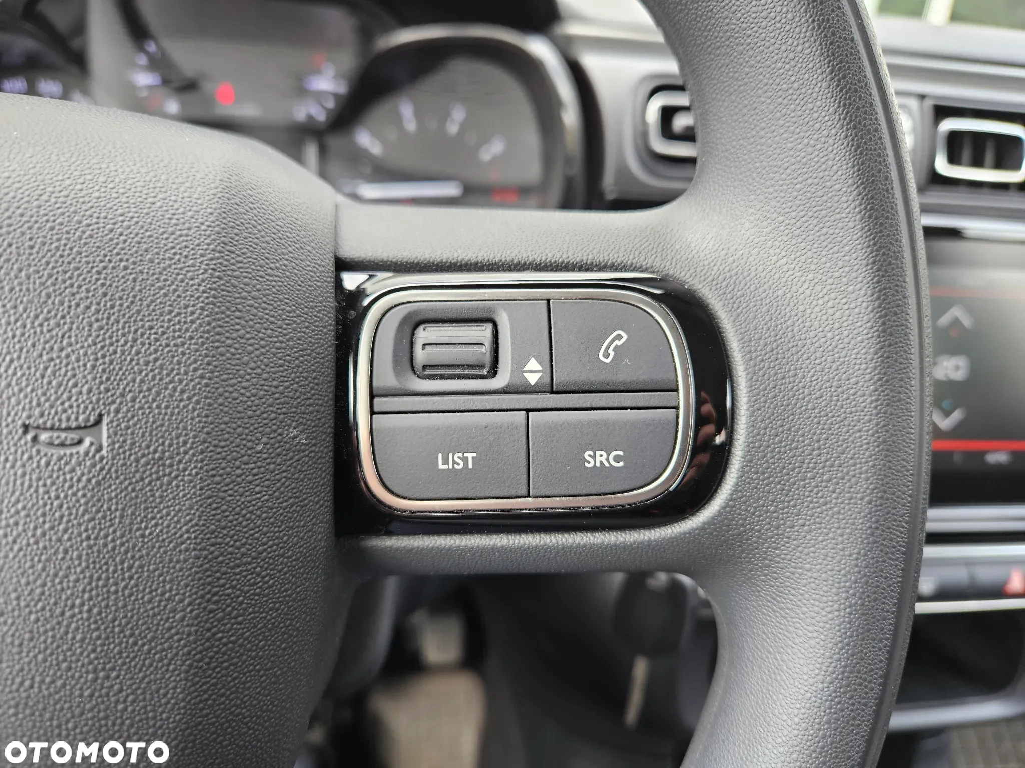 Citroën C3 1.2 PureTech Shine S&S - 22