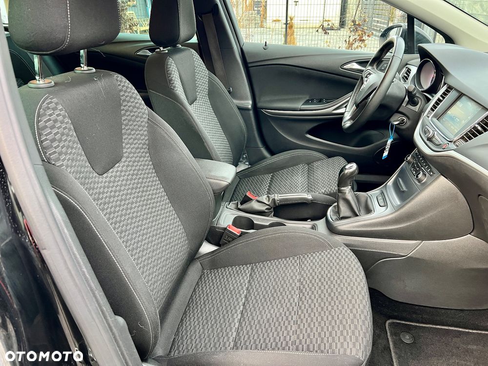 Opel Astra 1.4 Turbo Start/Stop Business - 17