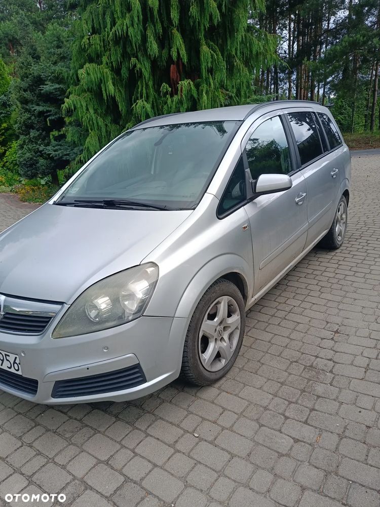 Opel Zafira - 11