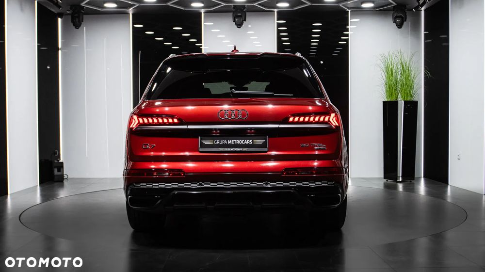 Audi Q7 60 TFSI e Quattro S Line Tiptr - 6