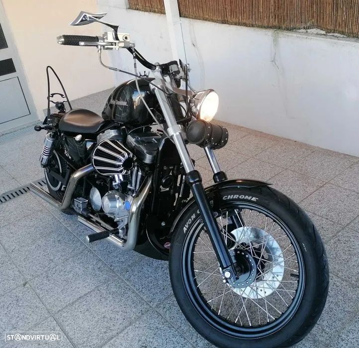 Harley-Davidson 883 - 1