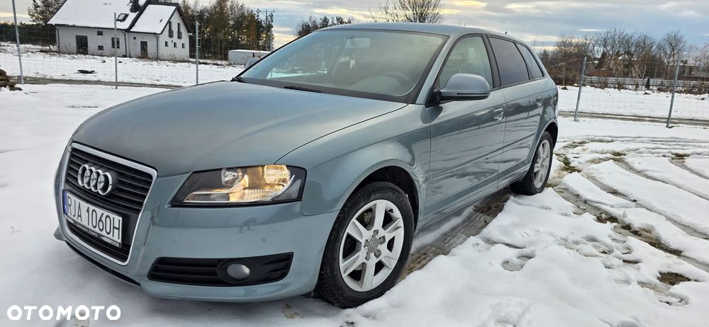 Audi A3 Sportback 1.4 TFSI Ambiente - 19