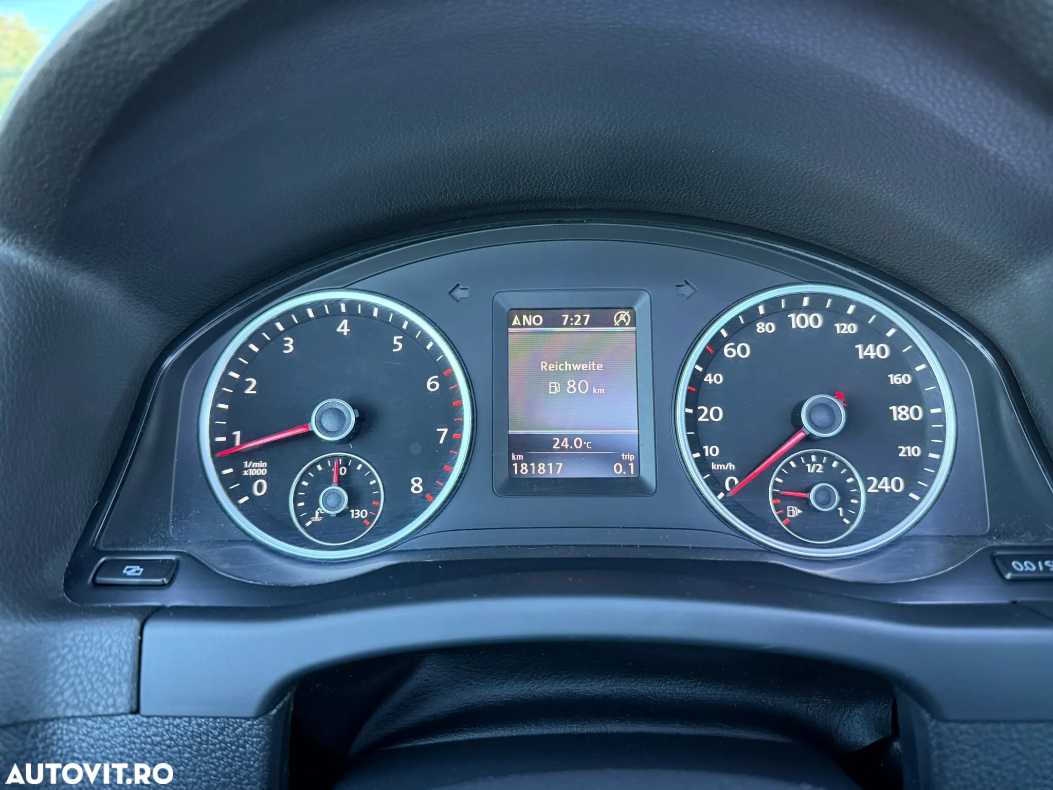 Volkswagen Tiguan 1.4 TSI BlueMotion Technology Exclusive - 27