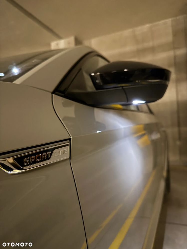 Skoda Superb 2.0 TSI Sportline DSG - 9