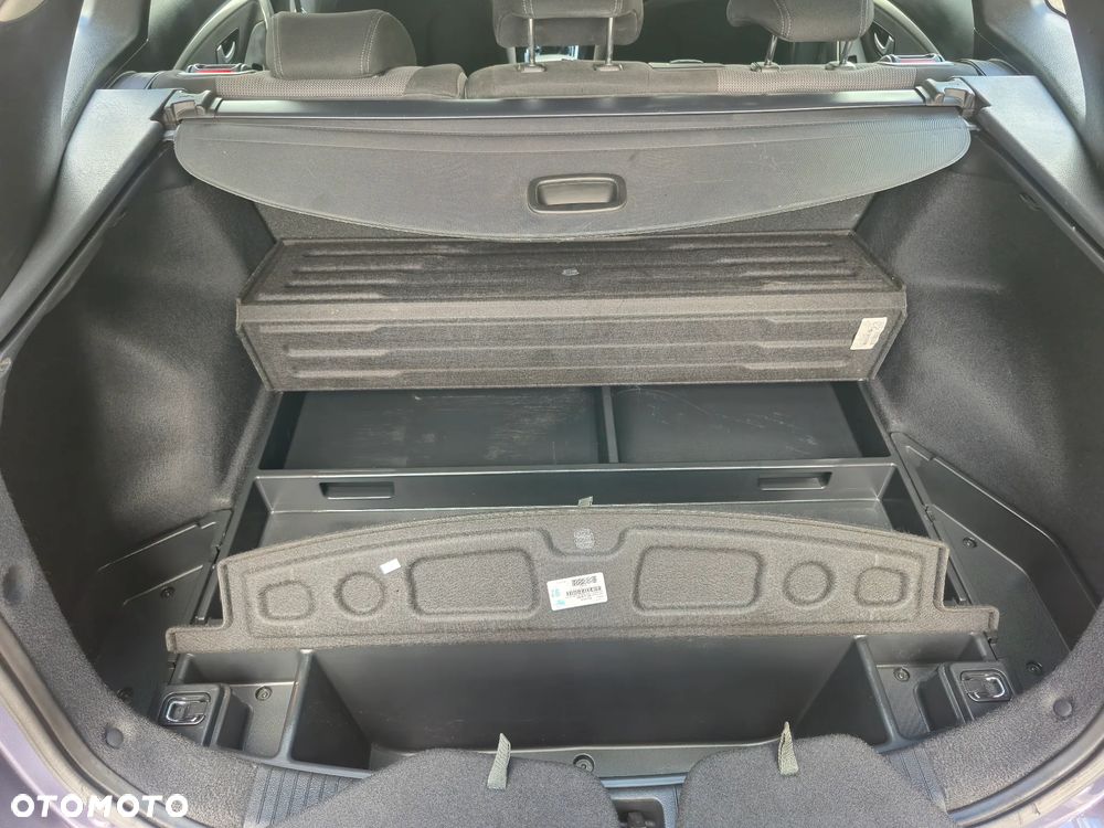 Hyundai i30 blue Kombi 1.6 GDi Trend - 27