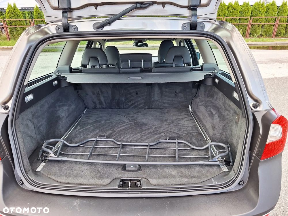 Volvo XC 70 D5 AWD Kinetic - 20