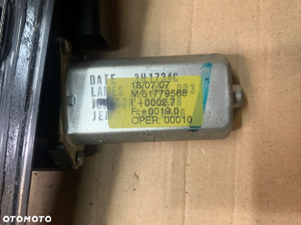 51779568 Mechanizm silniczek podnoszenia szyby prawy Fiat bravo II 2 - 3