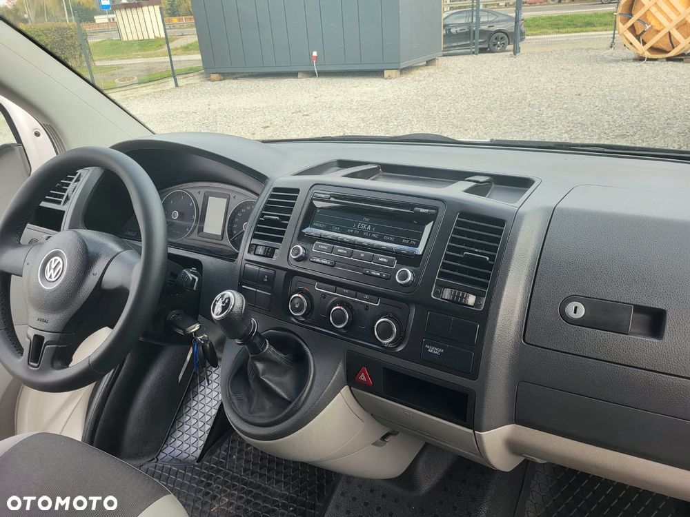 Volkswagen Transporter - 24