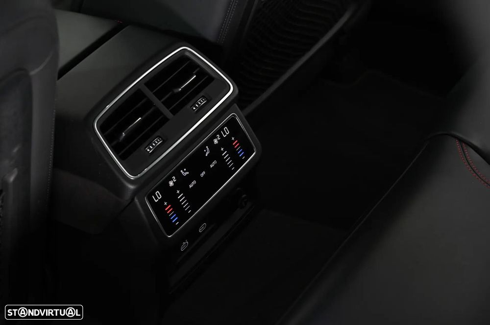 Audi RS6 Avant 4.0 TFSI quattro Tiptronic - 32