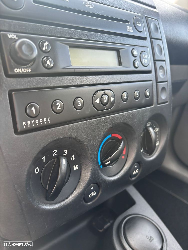 Ford Fiesta 1.25 Ambiente - 10