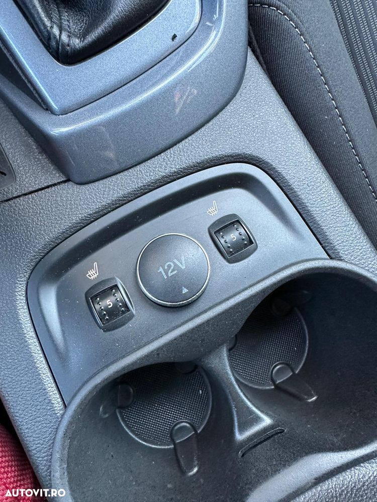 Ford Focus 1.6 TDCi DPF Start-Stopp-System Titanium - 10