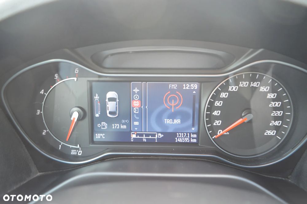Ford S-Max 2.0 TDCi DPF Titanium - 24
