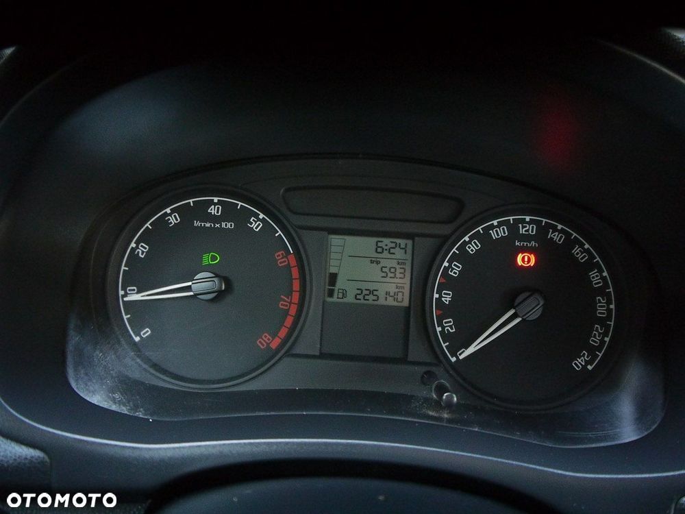 Skoda Fabia - 20