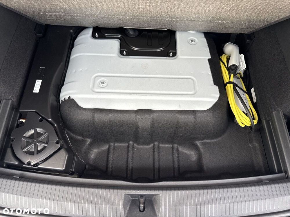 Volkswagen Tiguan - 20
