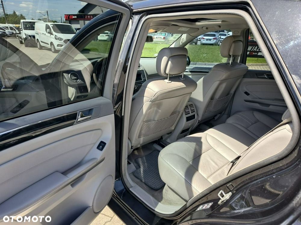 Mercedes-Benz ML - 17
